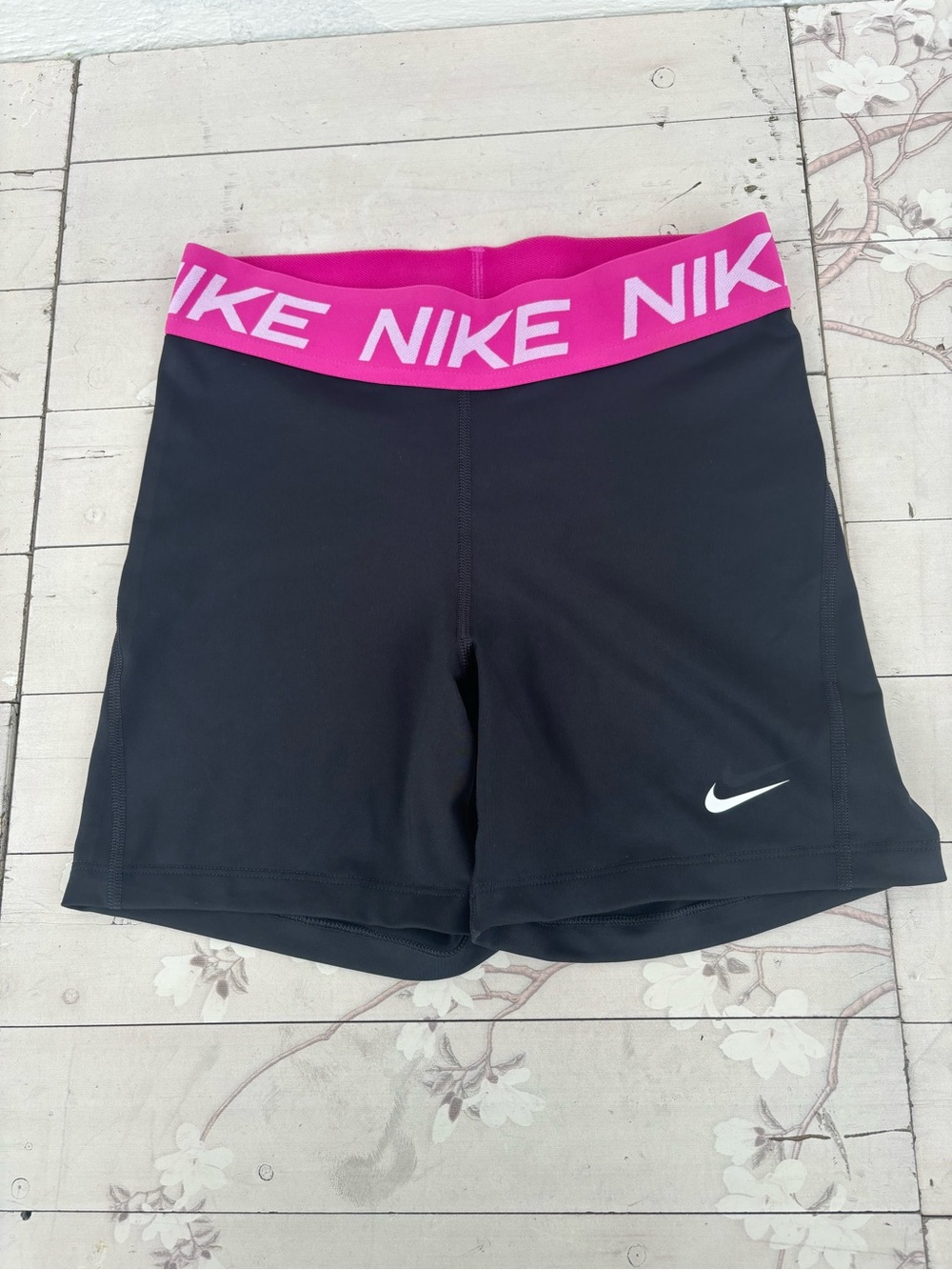 Nike Women's Black Athletic Shorts with Hot Pink Logo Waistband